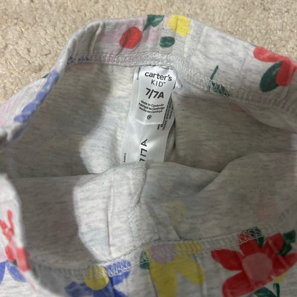 Girl’s Carter’s Floral Leggings and Heart Shorts Bundle Set - Size 7 - Spring - Picture 4 of 5